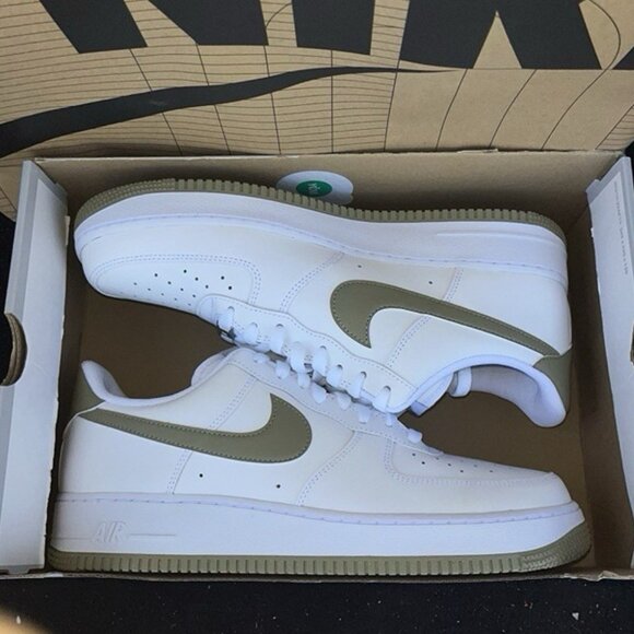 NEW Nike Air Force 1 \'07 Shoes White Neutral Olive FJ4146-110 Men\'s Size 12 main image 2